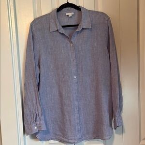 Casual Blue Button Down Shirt with Classic Collar